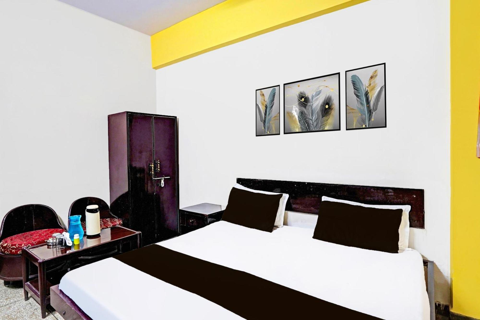 Hotel O Raj Mahal Kanpur Buitenkant foto