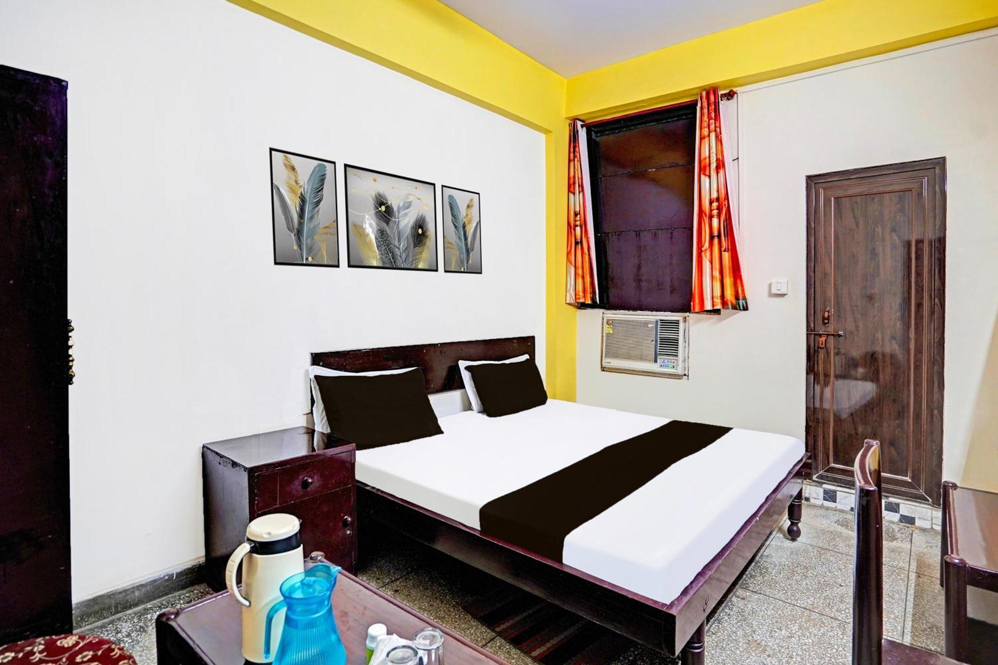 Hotel O Raj Mahal Kanpur Buitenkant foto