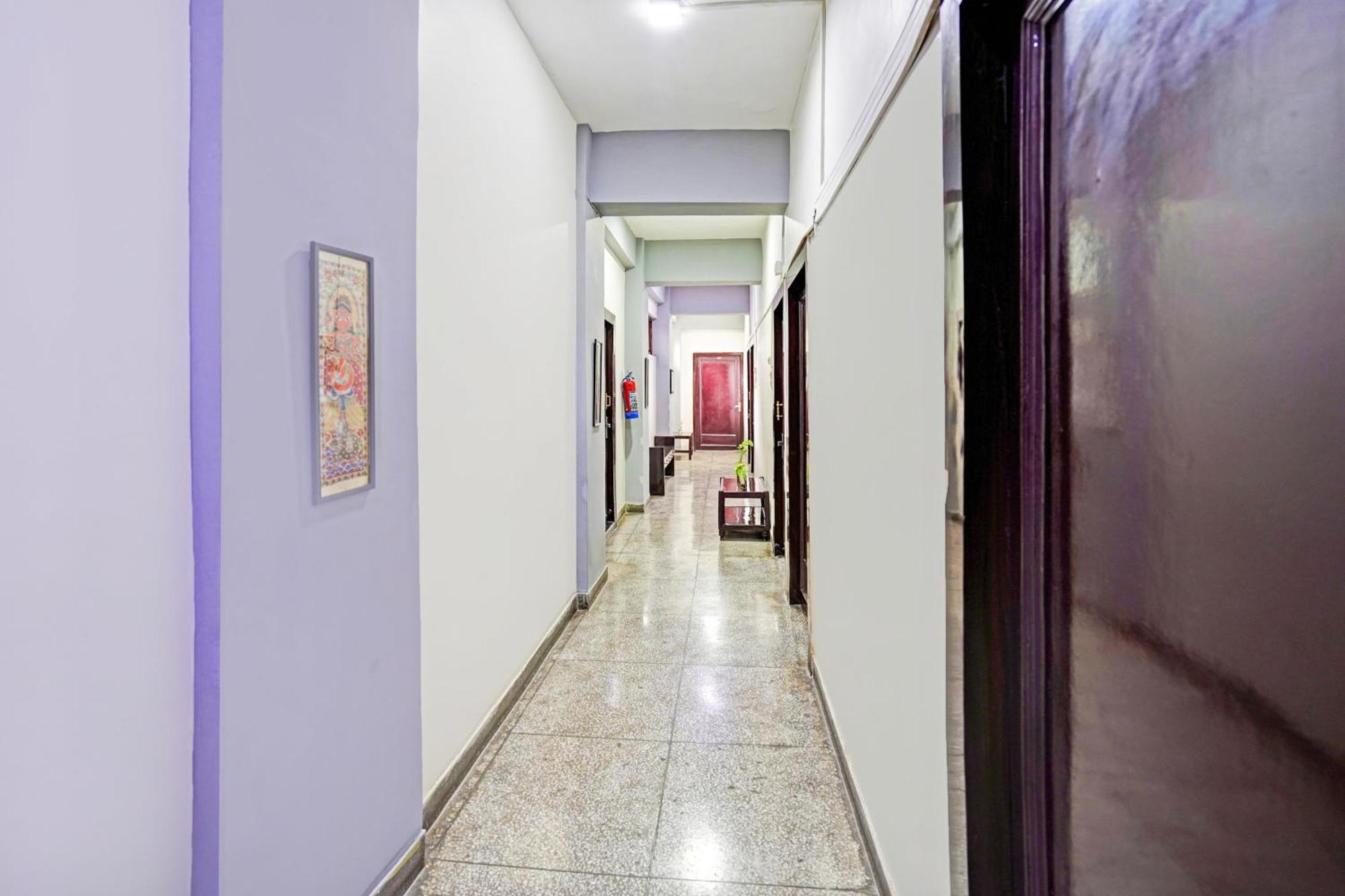 Hotel O Raj Mahal Kanpur Buitenkant foto